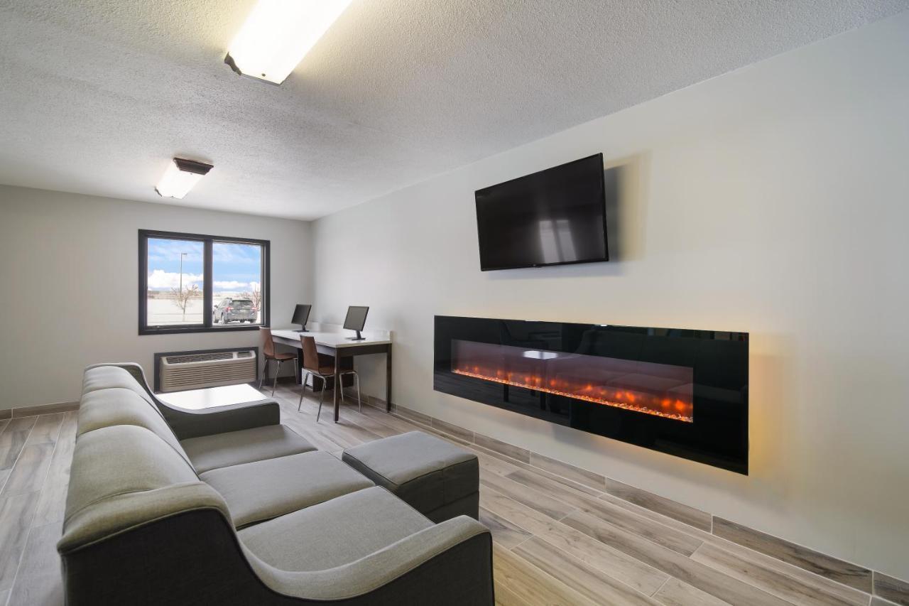 Econo Lodge Williston Kültér fotó