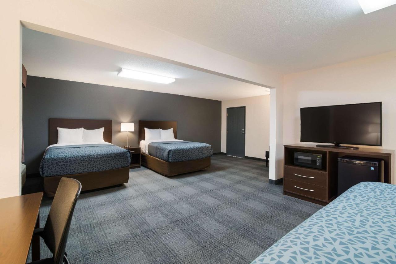 Econo Lodge Williston Kültér fotó